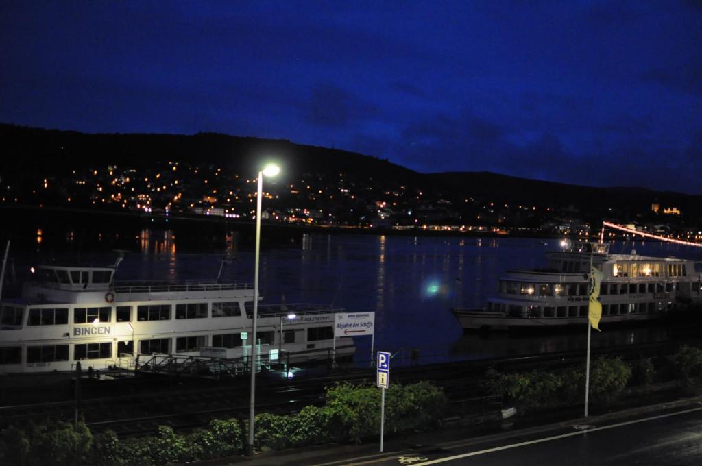 Hotel Krone Ruedesheim Rüdesheim am Rhein Εξωτερικό φωτογραφία